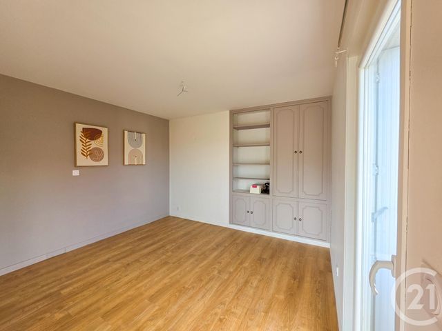 Appartement F4 à vendre - 4 pièces - 85.0 m2 - BRIOUDE - 43 - AUVERGNE - Century 21 Api Immobilier
