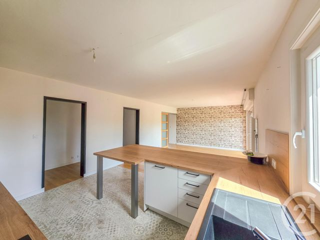 Appartement F4 à vendre - 4 pièces - 85.0 m2 - BRIOUDE - 43 - AUVERGNE - Century 21 Api Immobilier