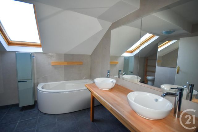 maison à vendre - 4 pièces - 104.0 m2 - BOURNONCLE ST PIERRE - 43 - AUVERGNE - Century 21 Api Immobilier