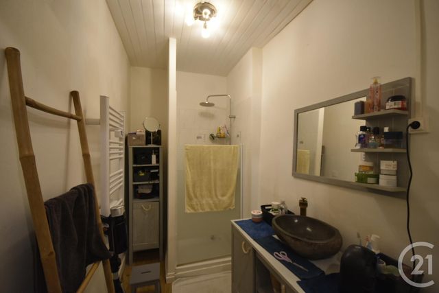 maison à vendre - 4 pièces - 74.0 m2 - ST MARTIN D OLLIERES - 63 - AUVERGNE - Century 21 Api Immobilier