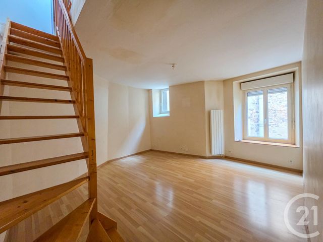 Appartement Triplex à vendre - 3 pièces - 52.0 m2 - BRIOUDE - 43 - AUVERGNE - Century 21 Api Immobilier