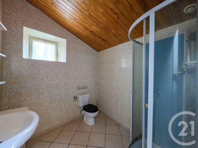 Appartement Triplex à vendre - 3 pièces - 52.0 m2 - BRIOUDE - 43 - AUVERGNE - Century 21 Api Immobilier