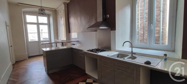Appartement à louer - 5 pièces - 175.0 m2 - BRIOUDE - 43 - AUVERGNE - Century 21 Api Immobilier