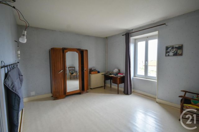 maison à vendre - 6 pièces - 247.0 m2 - BOURNONCLE ST PIERRE - 43 - AUVERGNE - Century 21 Api Immobilier